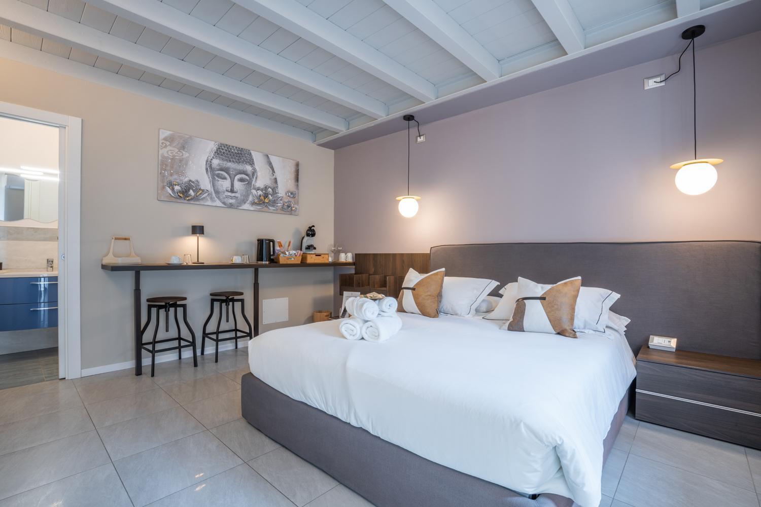 Es Rooms And Apartments Torbole Sul Garda Exterior foto